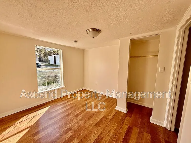 3208 Dodds Ave #B — Photo 9