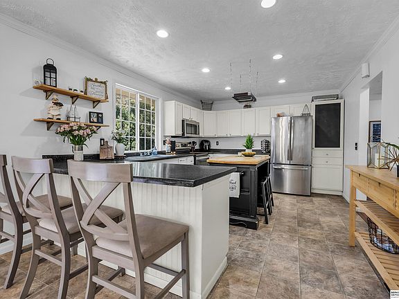 3rd image of 14004 William Cir
