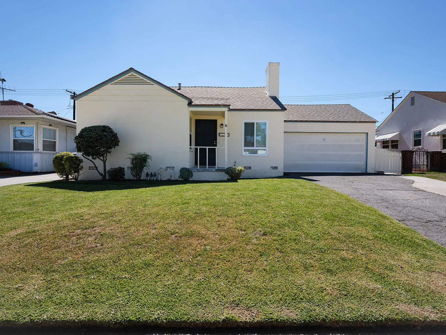 2 bed, 1.5 bath, 970 sqft, $3,100 — Photo 1