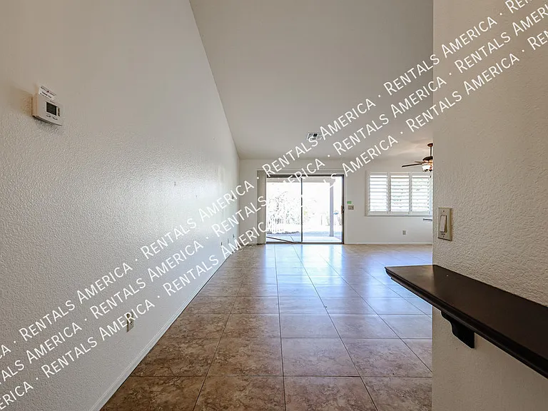 8918 E Indiana Ave — Photo 5