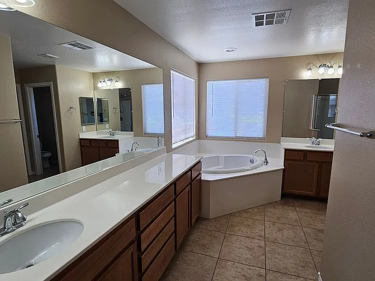8685 Sparrow Desert Ave — Photo 16