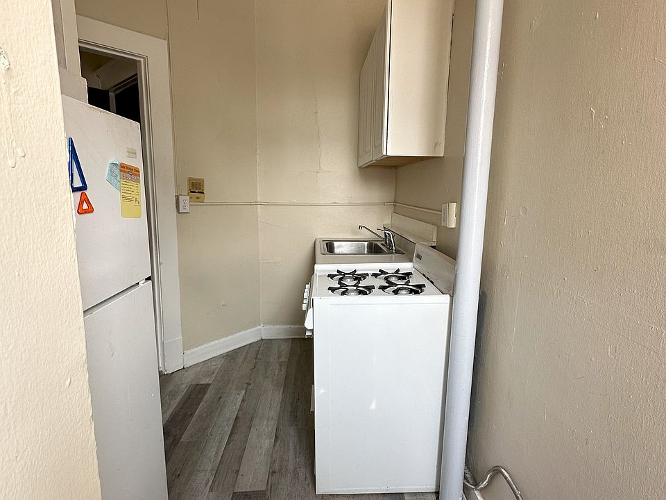 1st image of 176 Chestnut St #10871573