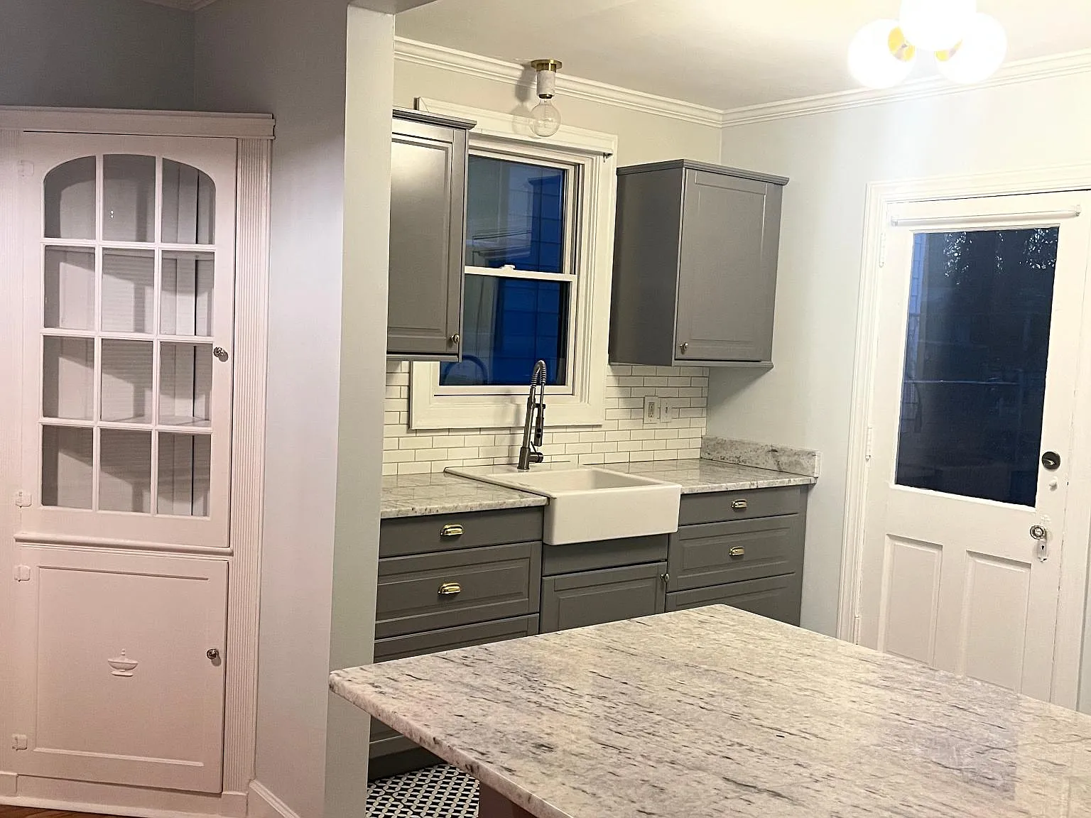 3 bed, 1210 sqft, $1,650 — Photo 1