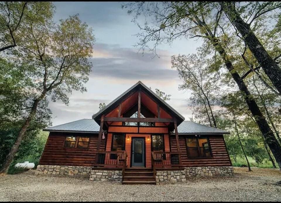 1st image of 35 Paradise Ln