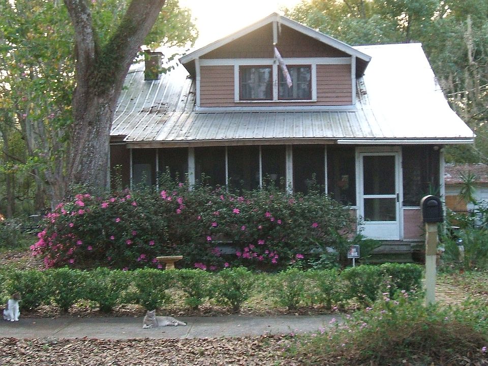 1st image of 202 Cleveland Ave
