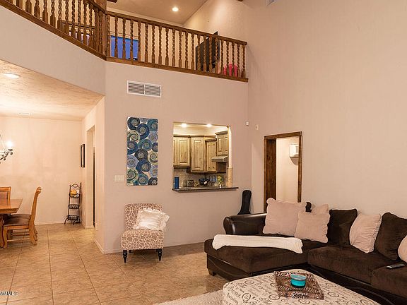 5th image of 10160 Tuscany Dr