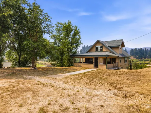 93 Windy River Rd, Garden Valley, ID 83622