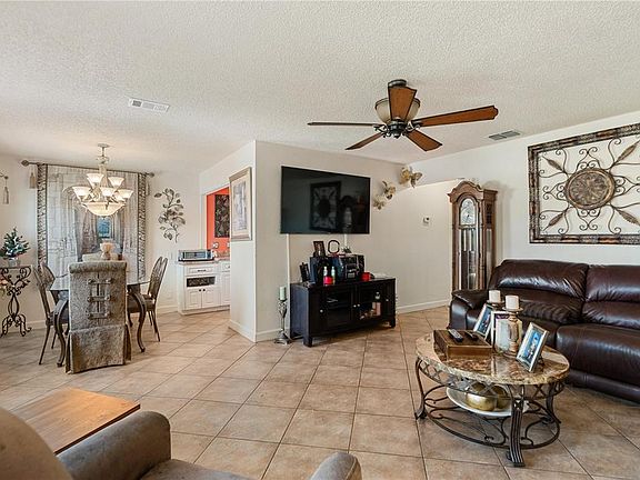 5th image of 11609 Bayonet Ln