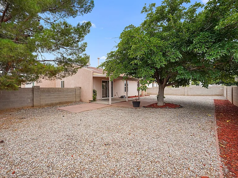 270 Littler Dr SE — Photo 25