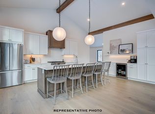 21 Hidden Glade Dr, Intervale, NH 03845