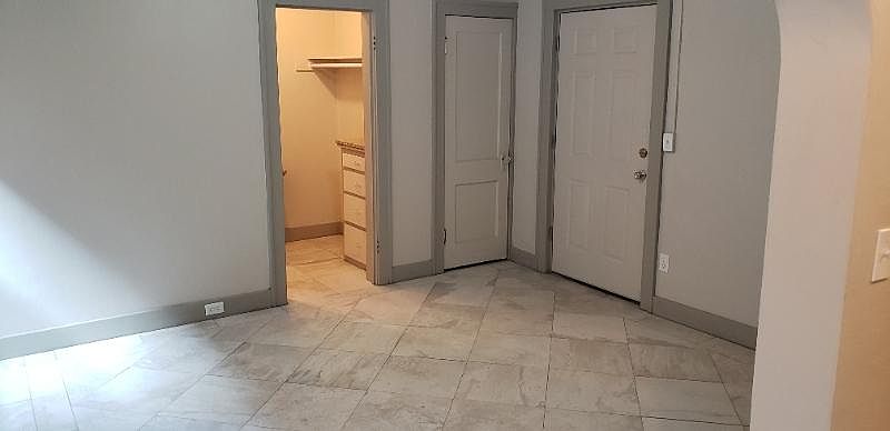 2nd image of 631 N Topeka St
