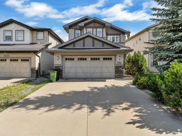 3433 Goodridge Link NW, Edmonton, AB T5T 4E9