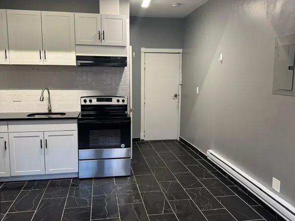 330 Empire Boulevard image 1 of 8