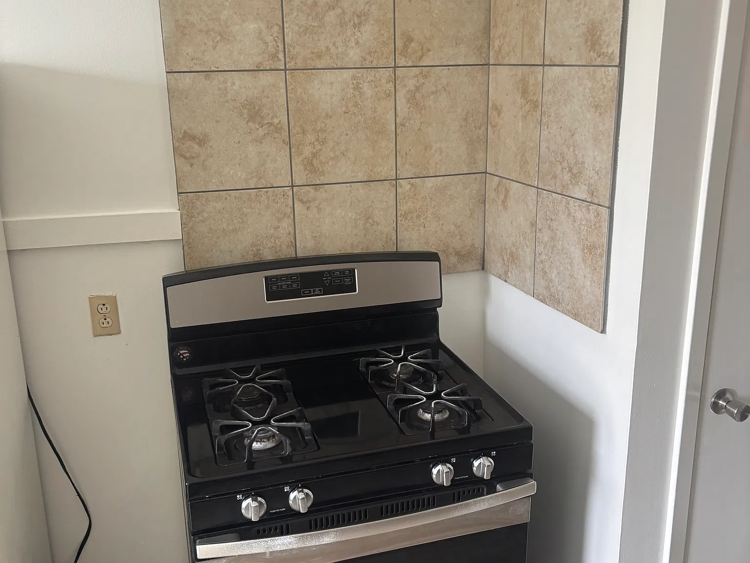 2 bed, $725 — Photo 3
