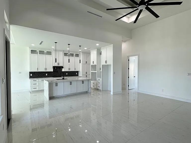 124 Sea Grape Ln — Photo 10