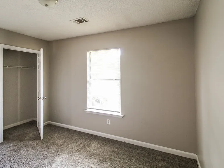 120 Sherwood Loop — Photo 11