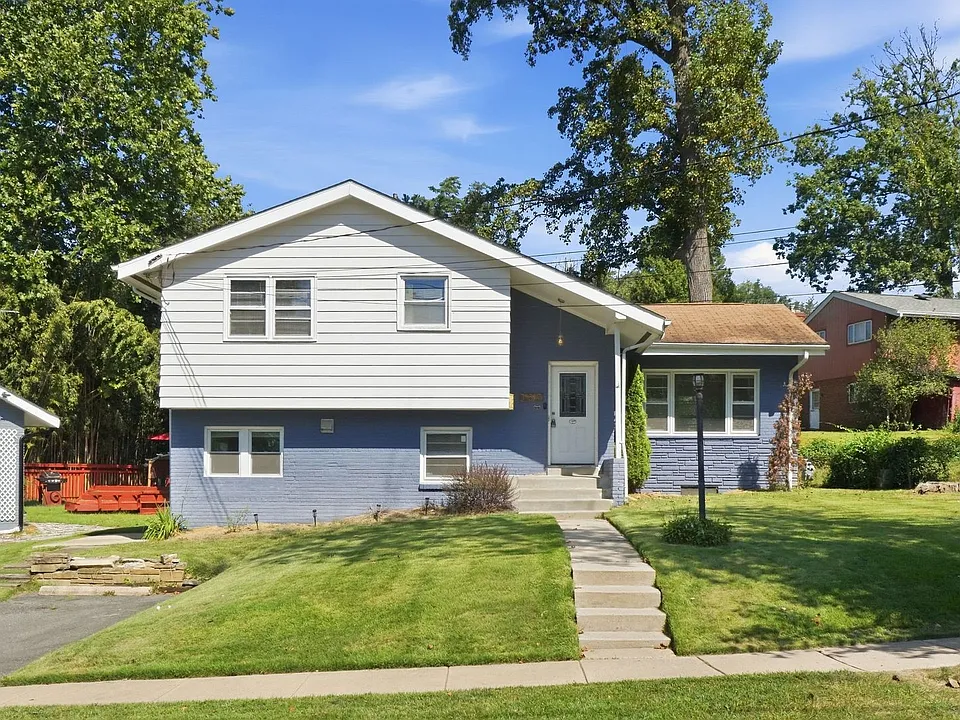 11317 College View Dr