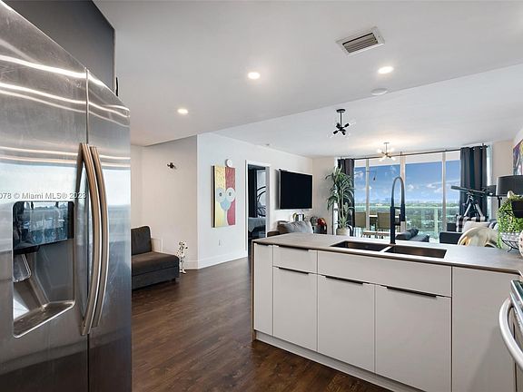 4th image of 1881 79th Street Cswy APT 1801