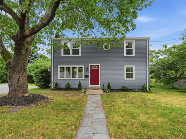 25 Julia Rd, Weymouth, MA 02191