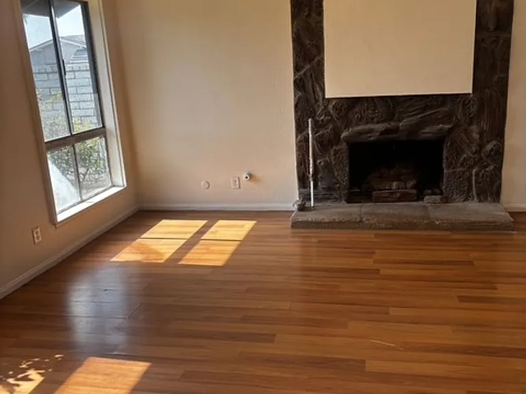 16672 Mount Darwin Cir — Photo 3