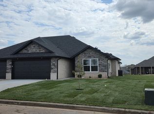 838 E Crystal Avenue, Nixa, MO 65714