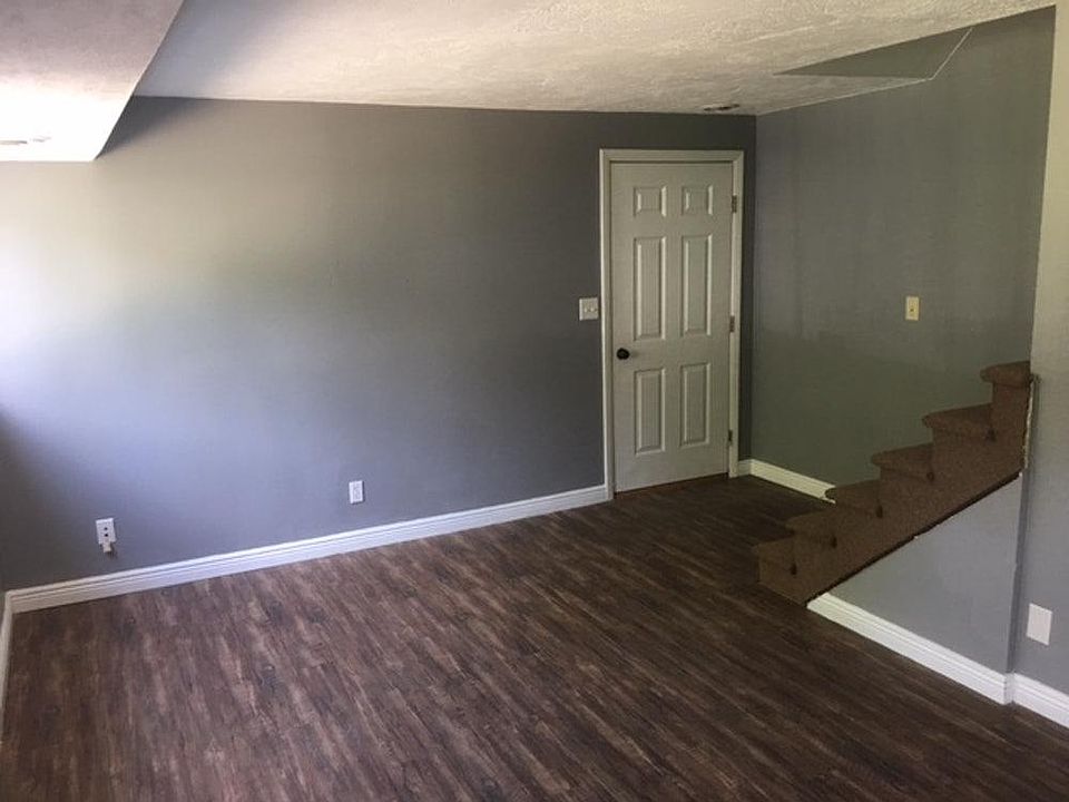 2nd image of 306 N Arnold St #B