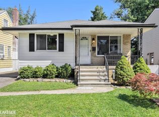 1390 Jean St, Ferndale, MI 48220