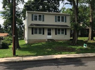 263 W Broad St, Souderton, PA 18964