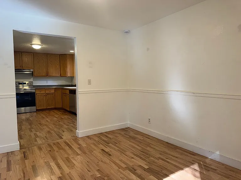 2592 NW Sherman Hill Rd — Photo 8