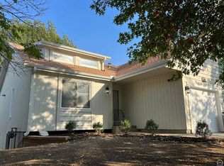 3620 SW Eveningside Dr, Topeka, KS 66614