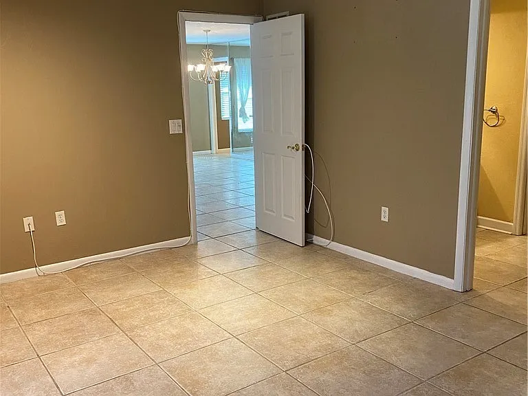 5827 Littlestone Ct — Photo 8