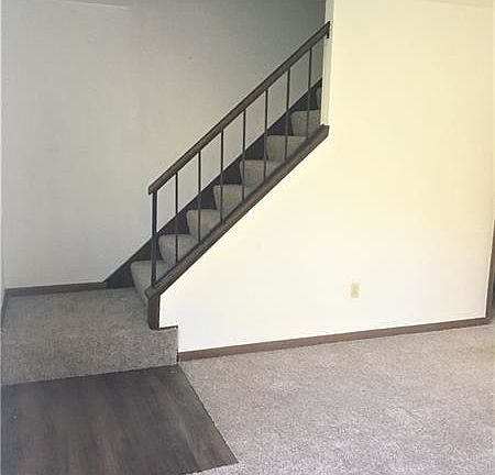 4th image of 2749 Kingston Dr
