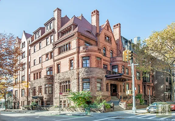 Rented by Halstead Real Estate | media 14