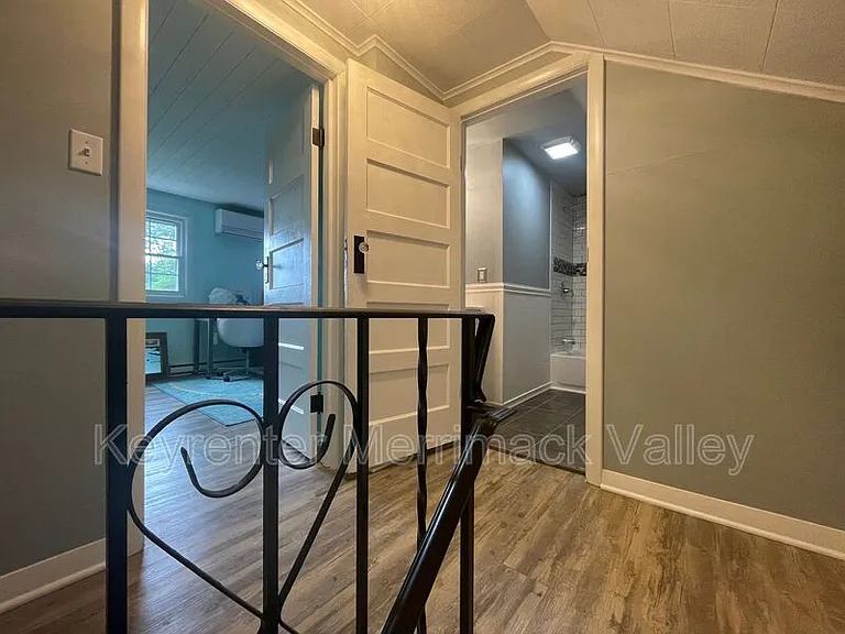 13 N Main St — Photo 28