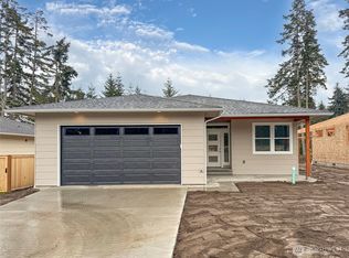 1411 Discovery Loop, Port Angeles, WA 98363