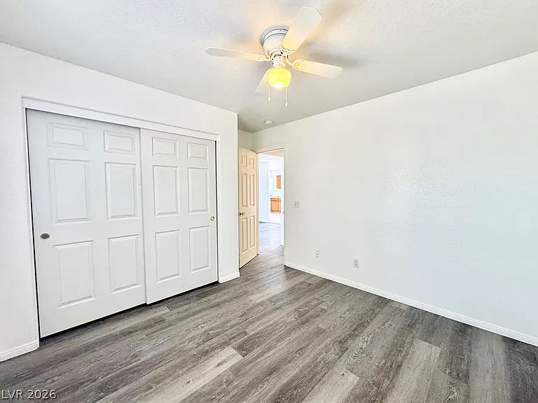 1060 Marne Ct #D — Photo 8
