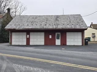 2 Twin Brook Rd, Lititz, PA 17543