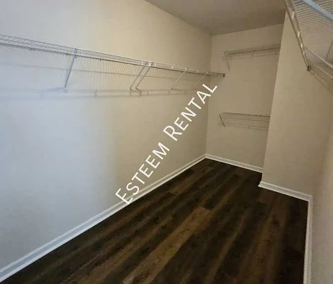 110 Fargale Ln — Photo 15