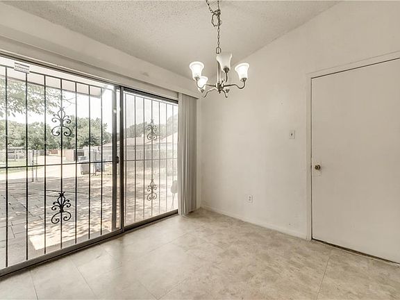 5th image of 6708 Whiteridge Dr