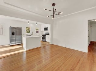 352 N Kings Rd, Los Angeles, CA 90048