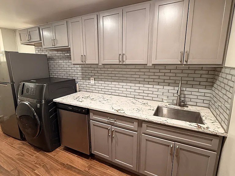 262 Undercliff Ave #1 — Photo 7