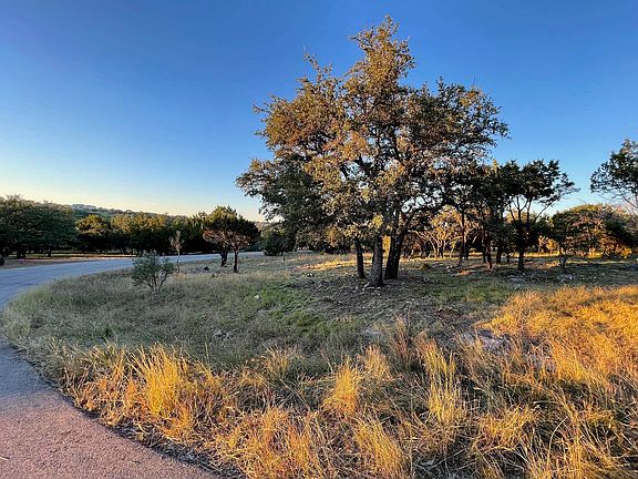 4th image of Maverick Circle