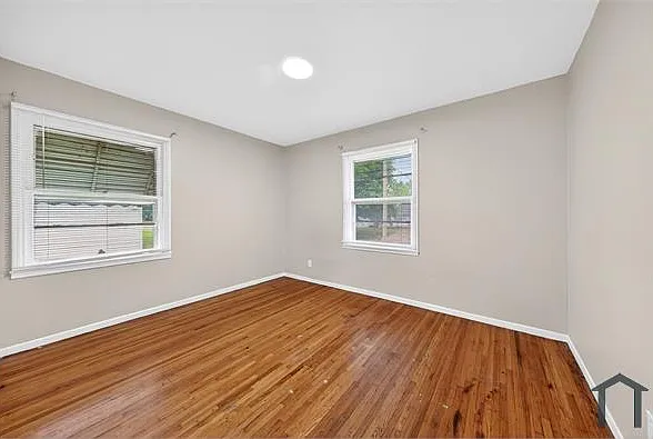 10409 Renfrew Dr — Photo 12