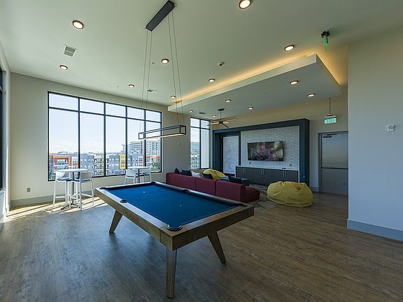 Lofts at Brooklyn Downtown Jacksonville FL ; Lounge