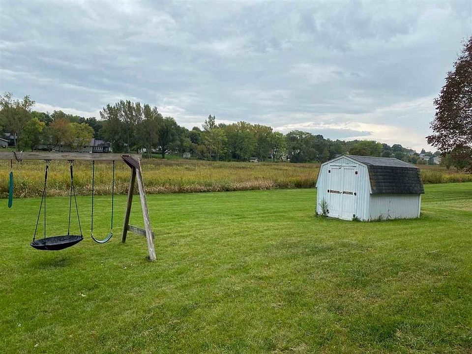 821 Acker Pkwy, Deforest, WI 53532 Zillow