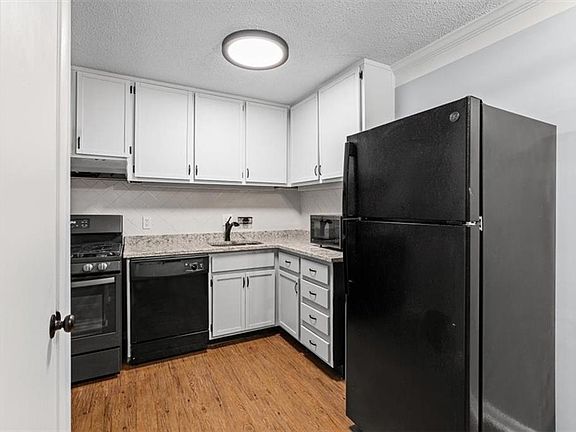 5th image of 1225 Church St Unit J