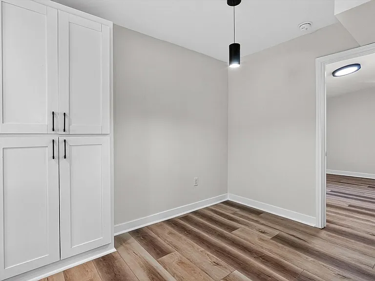 5616 Wellesley Ave — Photo 6