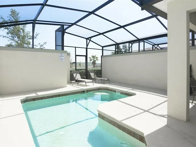 4807 Clock Tower Dr — Photo 14