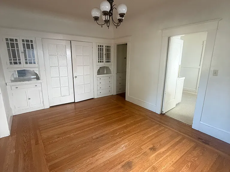 34 W Elm St — Photo 3