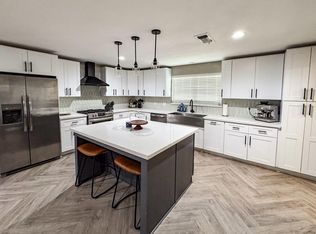 1189 Southwood Dr, Huntsville, TX 77340